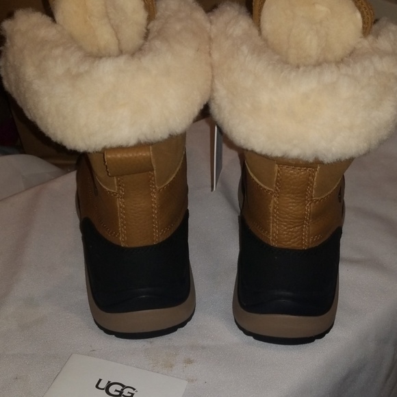 Waterproof boots - Picture 4 of 9